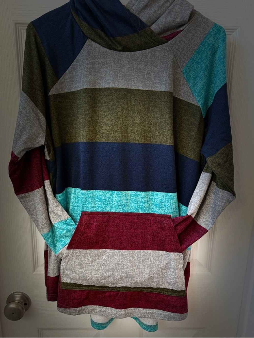 LuLa Roe Amber (pullover hoodie)